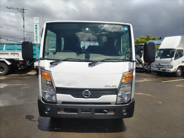 日産 アトラス SDG-SZ5F24(4WD)の写真3