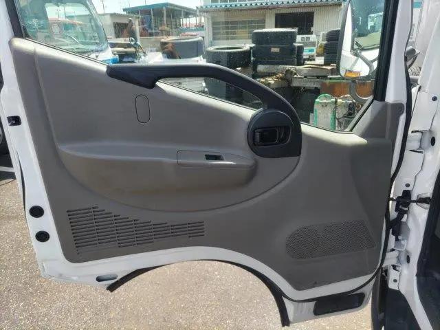 日産 アトラス SDG-SZ5F24(4WD)の写真33