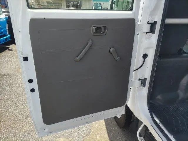 日産 アトラス SDG-SZ5F24(4WD)の写真35