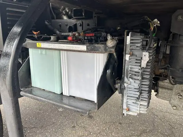 三菱 キャンター TKG-FGB70(4WD)の写真9