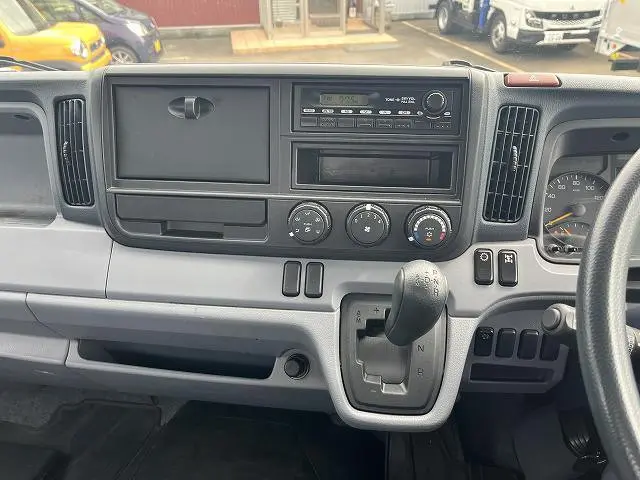 三菱 キャンター TKG-FGB70(4WD)の写真20