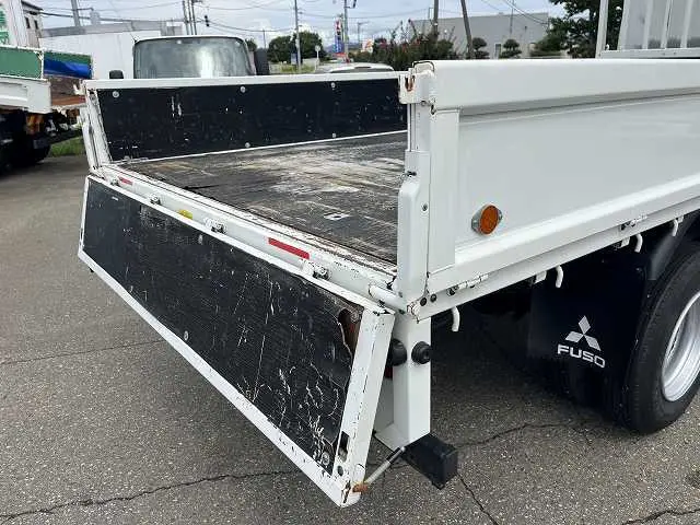 三菱 キャンター TKG-FGB70(4WD)の写真25