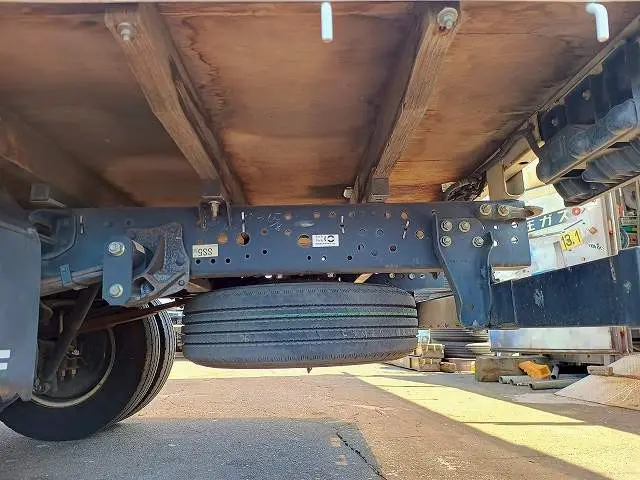 いすゞ エルフ TRG-NPR85AR(2WD)の写真20