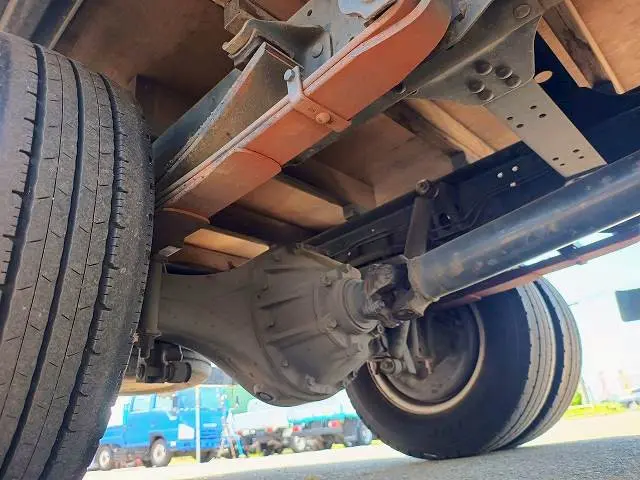 いすゞ エルフ TRG-NPR85AR(2WD)の写真21