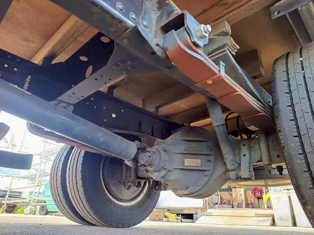 いすゞ エルフ TRG-NPR85AR(2WD)の写真22