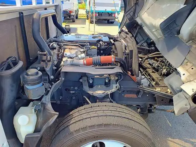 いすゞ エルフ TRG-NPR85AR(2WD)の写真35