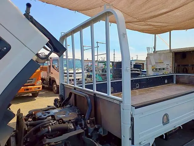 いすゞ エルフ TRG-NPR85AR(2WD)の写真37