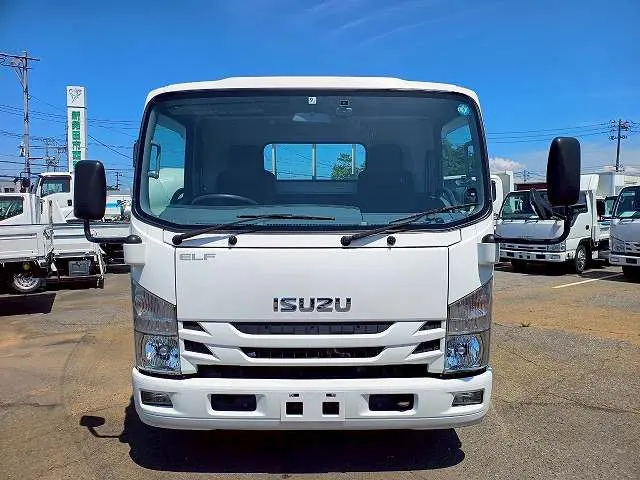 いすゞ エルフ TRG-NPR85AR(2WD)の写真40