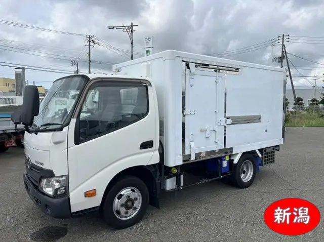 日野 デュトロ TKG-XZC605M(2WD)の写真1