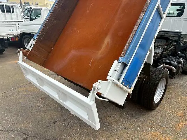 いすゞ エルフ TKG-NJR85AD(2WD)の写真7