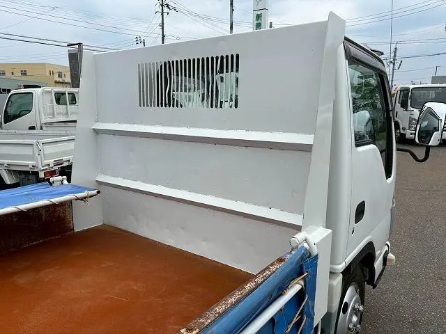 いすゞ エルフ TKG-NJR85AD(2WD)の写真8