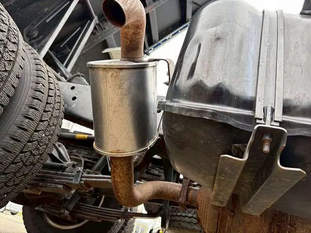 いすゞ エルフ TKG-NJR85AD(2WD)の写真22