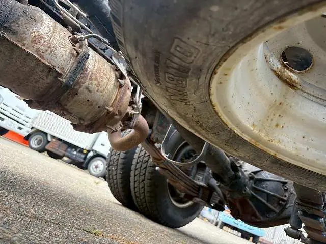 いすゞ エルフ TKG-NJR85AD(2WD)の写真23