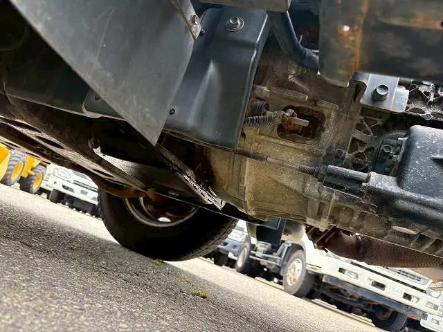 いすゞ エルフ TKG-NJR85AD(2WD)の写真28