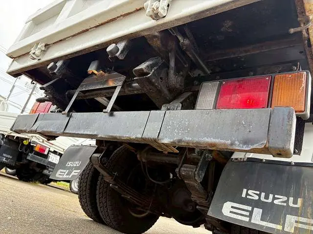 いすゞ エルフ TKG-NJR85AD(2WD)の写真29
