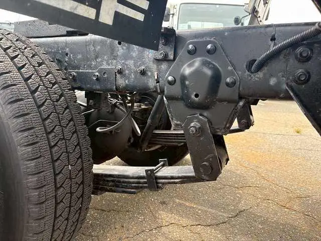 いすゞ エルフ TKG-NJR85AD(2WD)の写真30