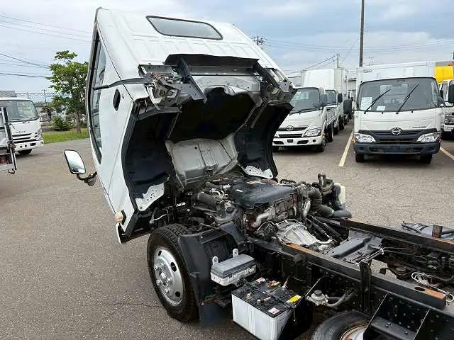 いすゞ エルフ TKG-NJR85AD(2WD)の写真33