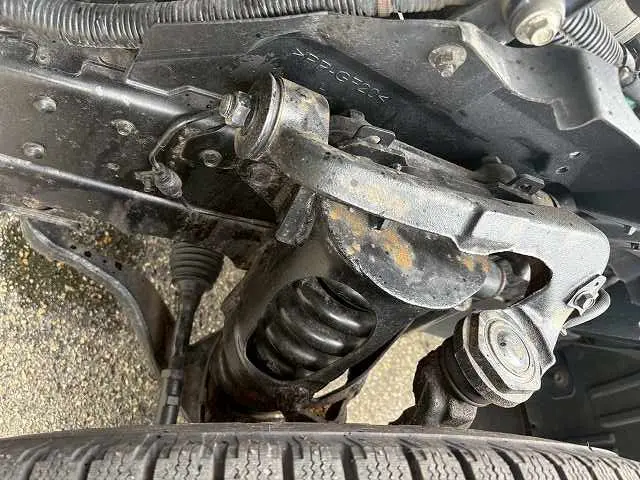 いすゞ エルフ TKG-NJR85AD(2WD)の写真40