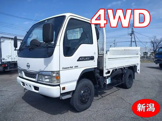 日産 アトラス KR-AKS81GR(4WD)の写真1