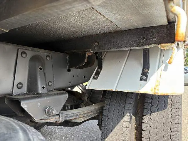 いすゞ エルフ KR-NHS69EAV(4WD)の写真18