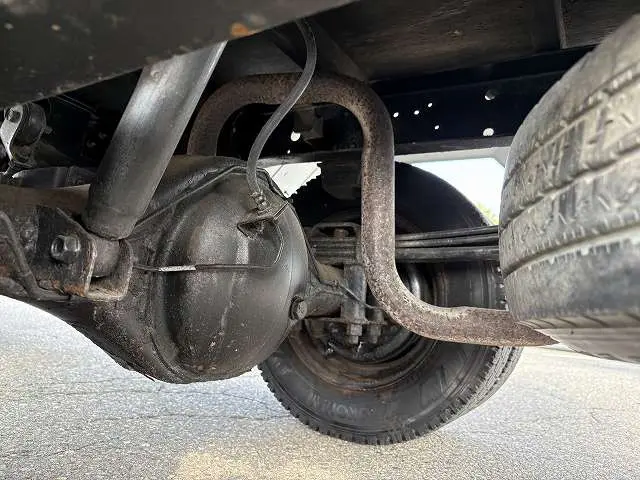 いすゞ エルフ KR-NHS69EAV(4WD)の写真24