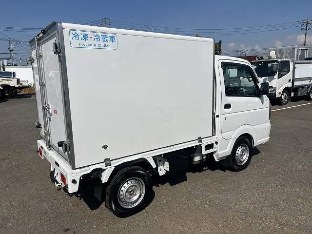 スズキ キャリイ EBD-DA16T(4WD)の写真2