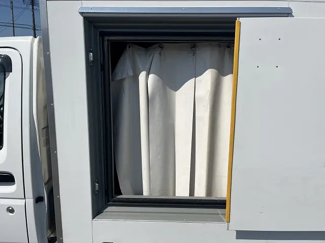 スズキ キャリイ EBD-DA16T(4WD)の写真6