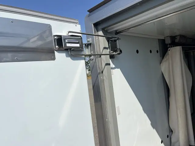 スズキ キャリイ EBD-DA16T(4WD)の写真13