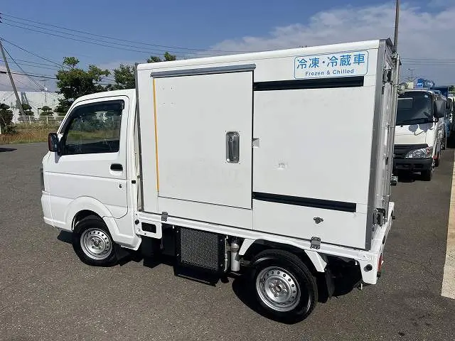 スズキ キャリイ EBD-DA16T(4WD)の写真24