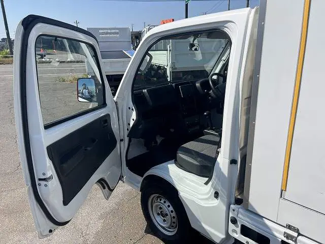 スズキ キャリイ EBD-DA16T(4WD)の写真29