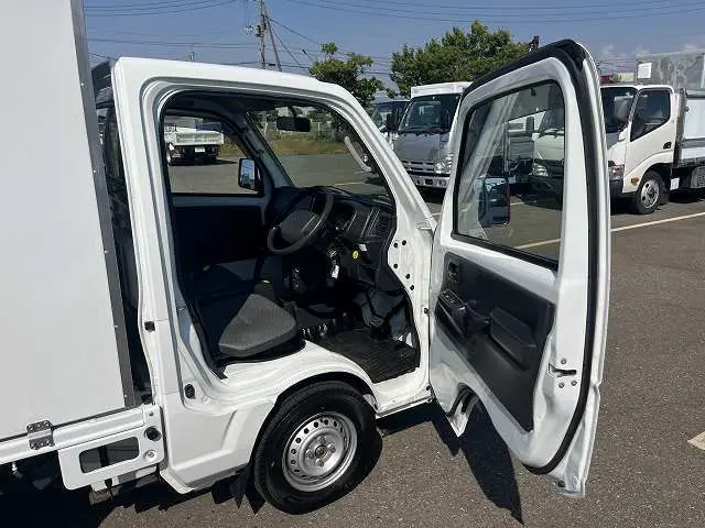 スズキ キャリイ EBD-DA16T(4WD)の写真30