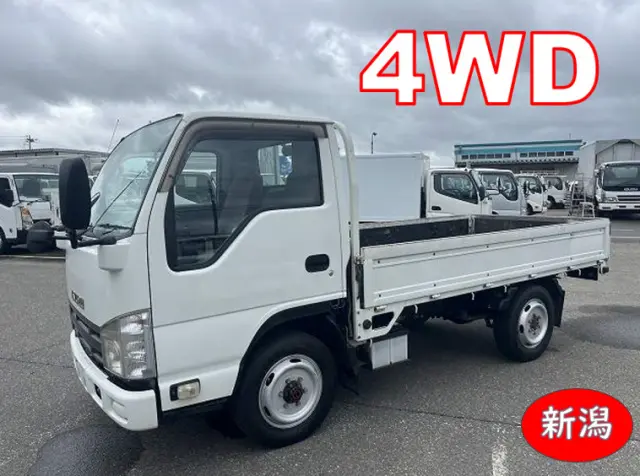 いすゞ エルフ SKG-NHS85A(4WD)の写真1