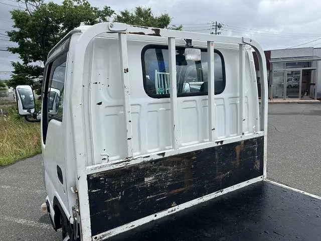 いすゞ エルフ SKG-NHS85A(4WD)の写真6