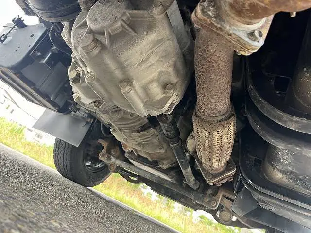 いすゞ エルフ SKG-NHS85A(4WD)の写真13