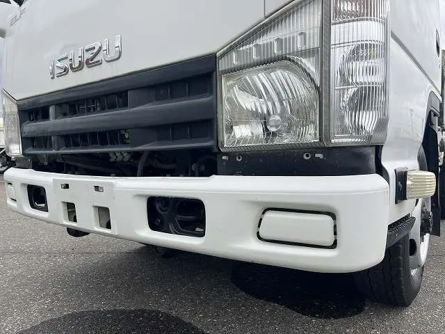 いすゞ エルフ SKG-NHS85A(4WD)の写真18