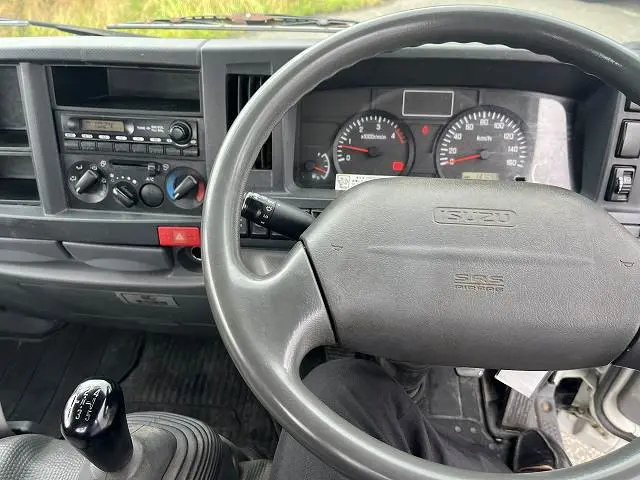 いすゞ エルフ SKG-NHS85A(4WD)の写真20