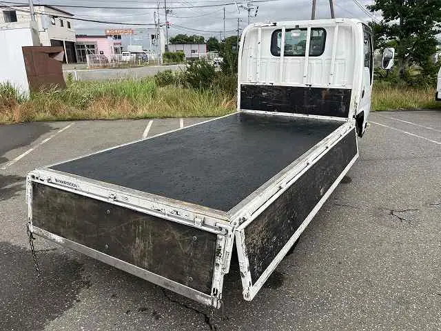 いすゞ エルフ SKG-NHS85A(4WD)の写真26