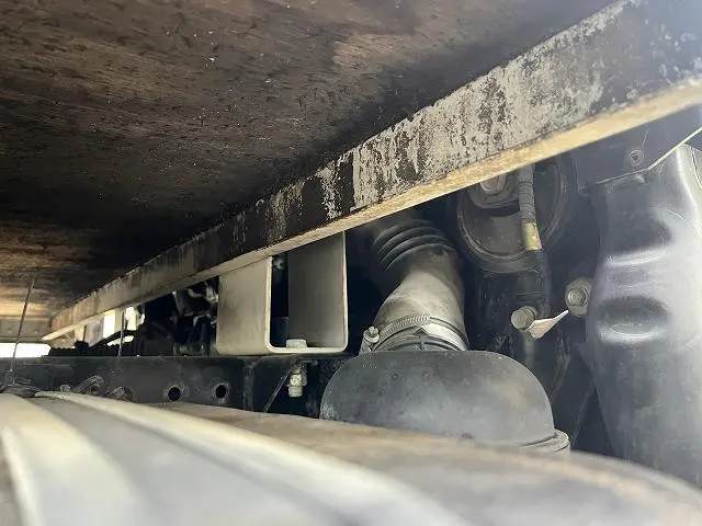 いすゞ エルフ SKG-NHS85A(4WD)の写真32