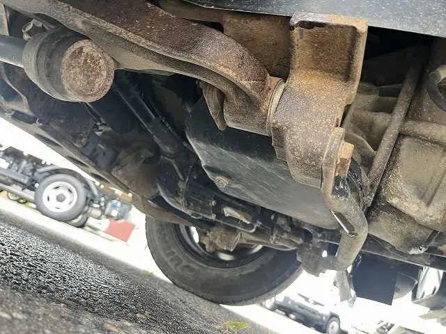 いすゞ エルフ SKG-NHS85A(4WD)の写真35