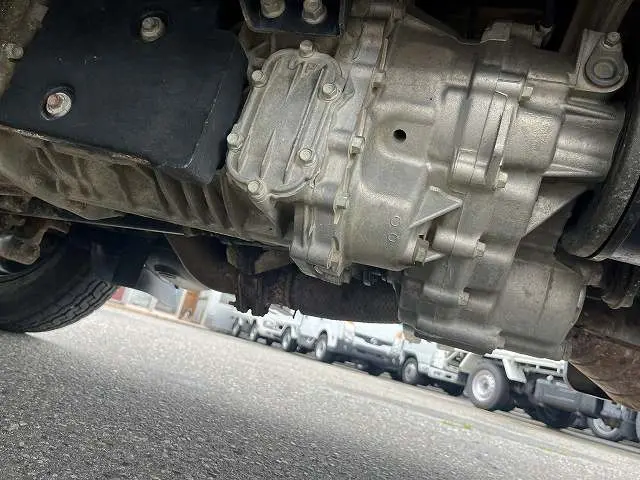 いすゞ エルフ SKG-NHS85A(4WD)の写真38