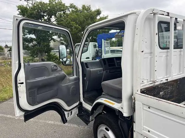 いすゞ エルフ SKG-NHS85A(4WD)の写真46