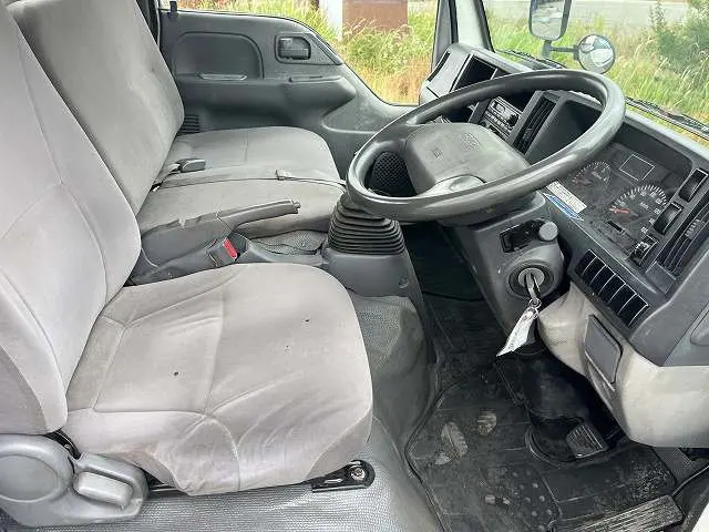 いすゞ エルフ SKG-NHS85A(4WD)の写真48