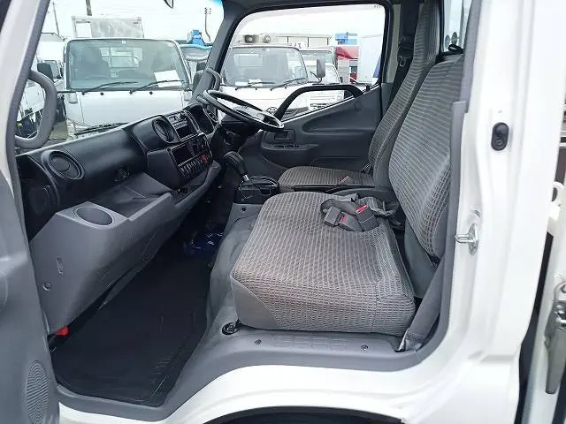 トヨタ トヨエース TKG-XZC600(2WD)の写真49