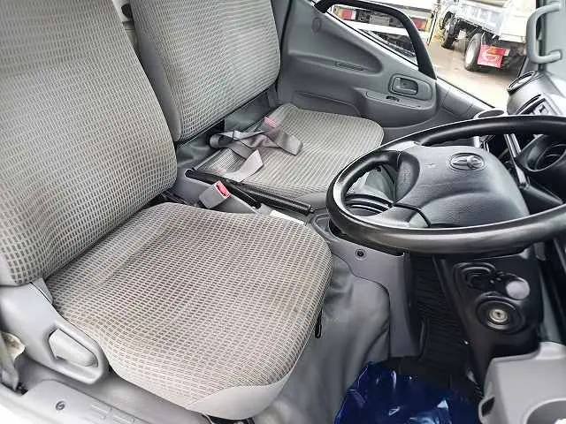 トヨタ トヨエース TKG-XZC600(2WD)の写真50