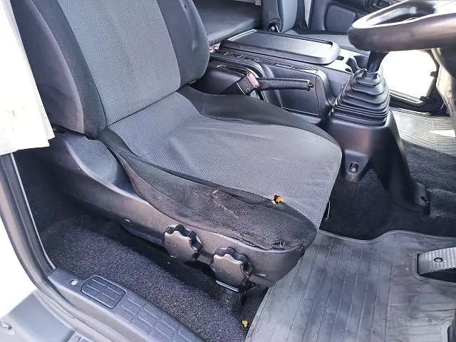 日野 レンジャー BKG-FD7JLYGの写真46