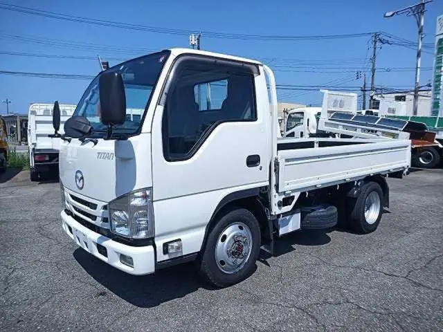 マツダ タイタン TRG-LJS85A(4WD)の写真1