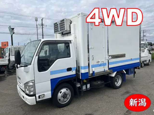 いすゞ エルフ TKG-NKS85AN(4WD)の写真1