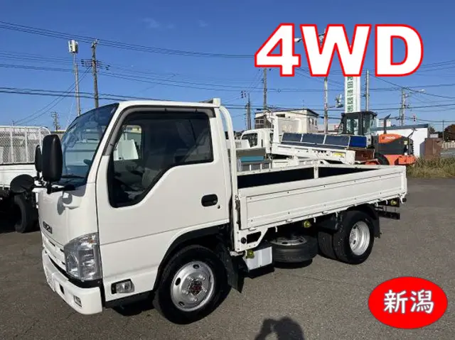 いすゞ エルフ TKG-NJS85A(4WD)の写真1
