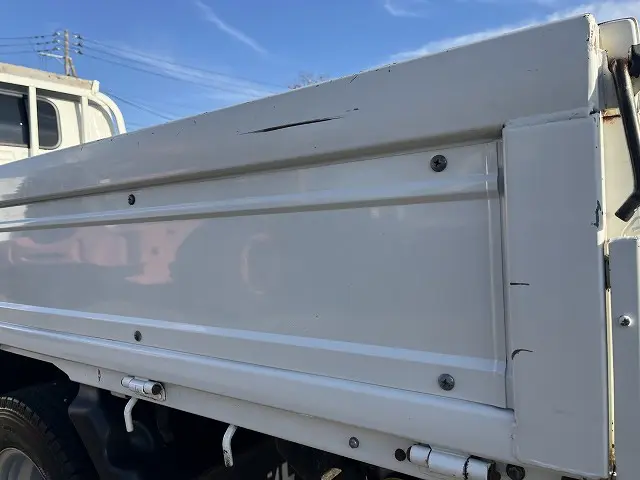 いすゞ エルフ TKG-NJS85A(4WD)の写真9