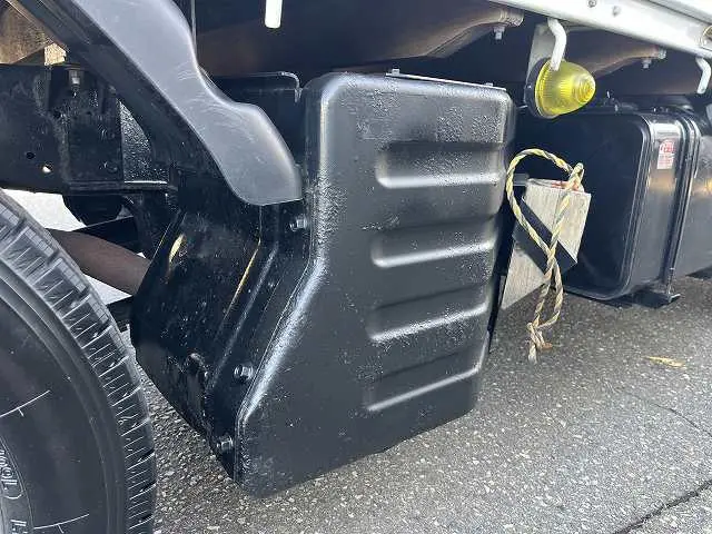 いすゞ エルフ TKG-NJS85A(4WD)の写真24